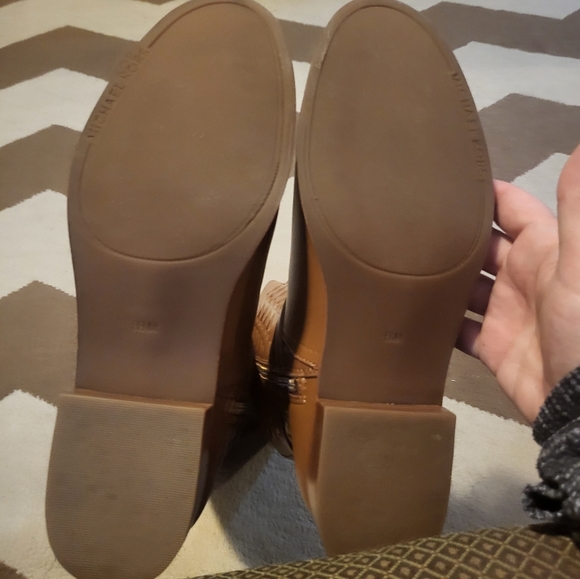Michael Kors boots size8 - Picture 2 of 2